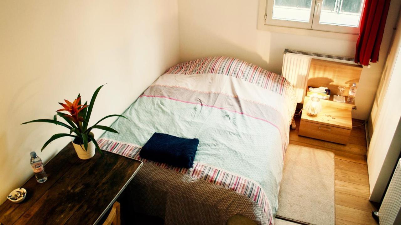 Chbre 2 Pers, Sdb Privee, Repas Et Taxi Cdg Extra Apartment Aulnay-sous-Bois Luaran gambar
